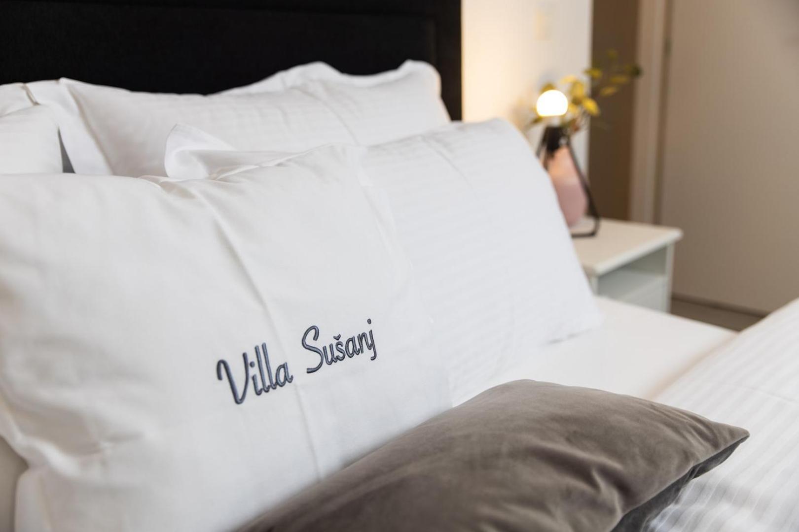 Luxury Villa Susanj マトゥリ エクステリア 写真